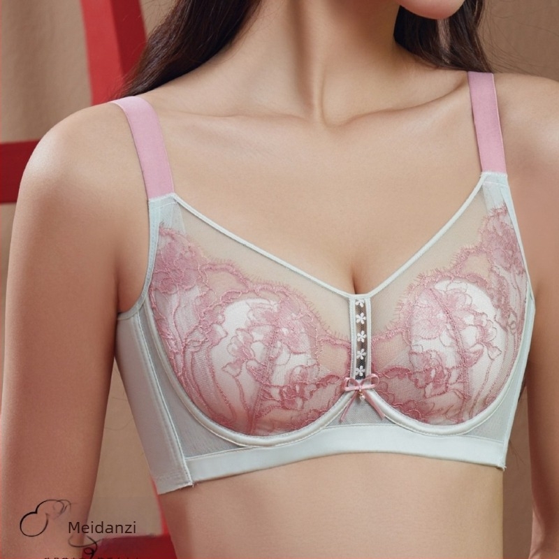  Sutien push-up cupe 3/4, cupe ultrau subțire modele, material nylon, inel din oțel, închidere la spate cu patru rânduri de cârlige, bretele fixe, broderie