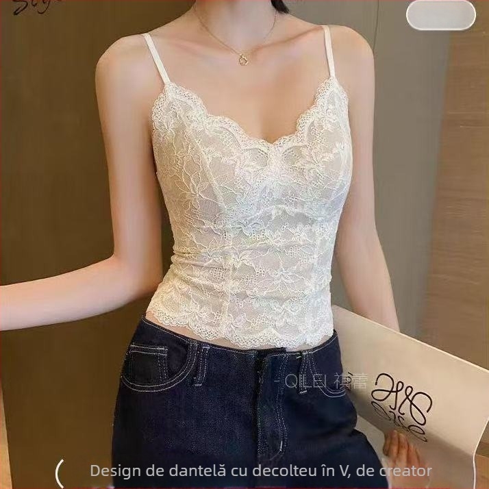 Camisolă din dantelă în stil franțuzesc, cu cupă 3/4, cupe din burete, bretele fixe