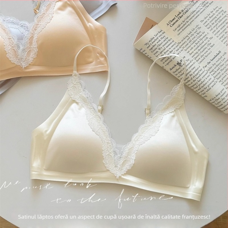 Sutien din dantelă cu cupă triunghiulară, bretele subțiri din satin, material nailon, căptușit nailon, cupe subțiri modelate, bretele fixe