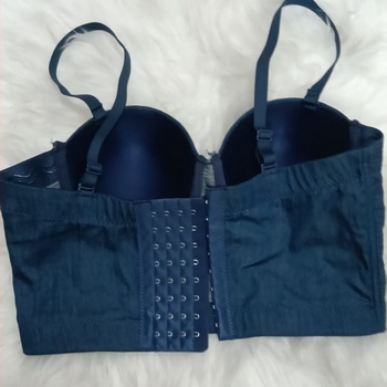 Camisolă din denim cu susținere fishbone, cupă 3/4, pernă pentru sân, bretele detașabile dublu, închidere spate cu patru rânduri