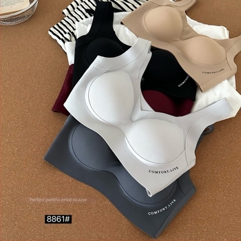 Sutien fără sârmă, fără cusături, în stil vestă, cupe fixe, 3/4 modelate, material nylon