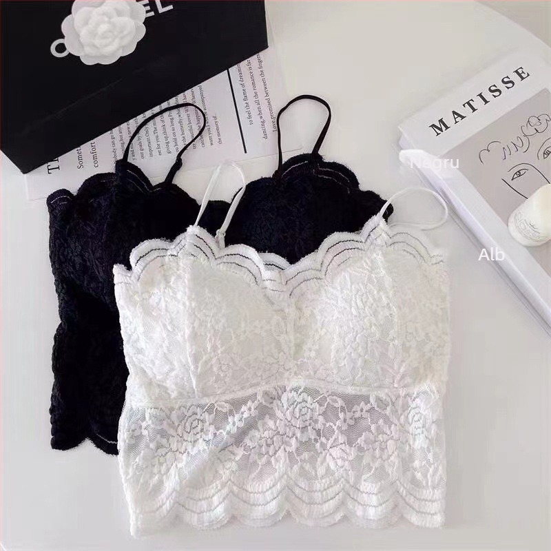 Bustier dantelat, fără underwire, bretele reglabil, design la spate, cupă 3/4