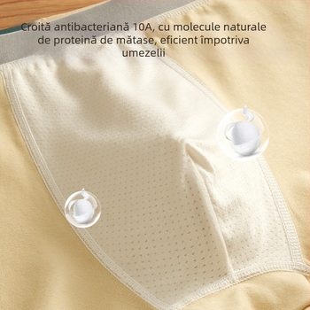 Boxeri bărbați din bumbac, talie medie, țesătură respirabilă, conținut de bumbac 90–95%, număr de fire 40, căptușeală în zona inghinală din fibră de celuloză regenerată.