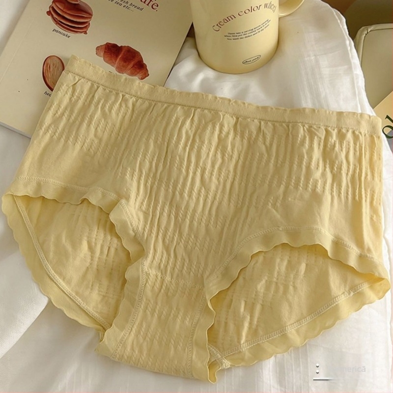 Chiloți femei fără cusături din nailon, cu dantelă și căptușeală din bumbac în zona inghinală, talie medie