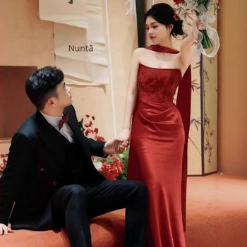 Rochie de seară fără bretele, lungă, talie medie, toamna 2025