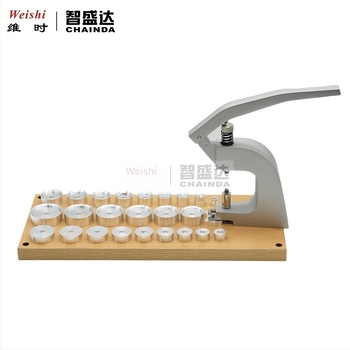 Unealtă de reparare a ceasurilor 5500-A: matriță din aluminiu pentru presarea capacului din spate, capacului inferior și cristalului