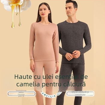 Set de lenjerie termică din Derong, textură ribată, top cu guler rotund şi pantaloni; 95% poliester, 5% spandex; 210 g/m2; un singur strat; anti-piling; căldură moderată.