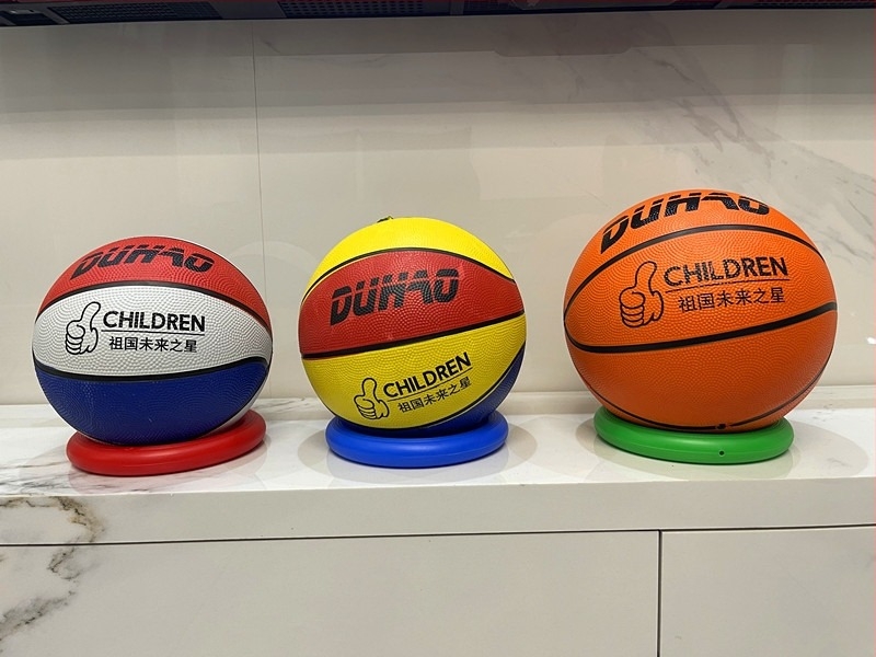 Bază de susținere pentru inel de gimnastică și minge de baschet cu covoraș antiderapant (Material: Plastic; Vârstă: 7–14; Categorie: Alte jucării până la 14 ani)