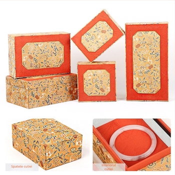 Cutie pentru bijuterii din material textil cu capac dublu, stil brocart, ambalare interioară, brand Double Crown Packaging