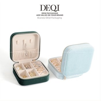 Cutie pentru bijuterii | Material velur | Stil coreean | Brand Deqi | Greutate 0,12 kg | Personalizare disponibilă