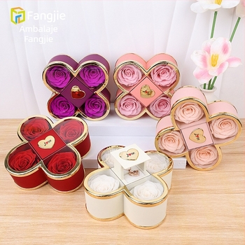 Cutie cadou pentru colier cu mecanism ascuns de ridicare în formă de trifoi cu patru foi și trandafir, din plastic, ambalaj din carton, include cutie cadou cu flori și sacoșă