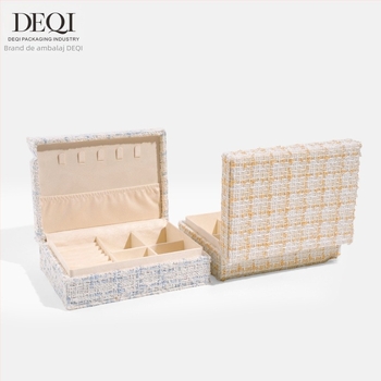 Cutie premium pentru bijuterii din pânză, pentru cercei, inele, coliere și brățări — Material: Pânză; Utilizare: ambalare bijuterii; Tip ambalaj: cutie; Nivel ambalaj: ambalaj de retail; Cod produs: 250429