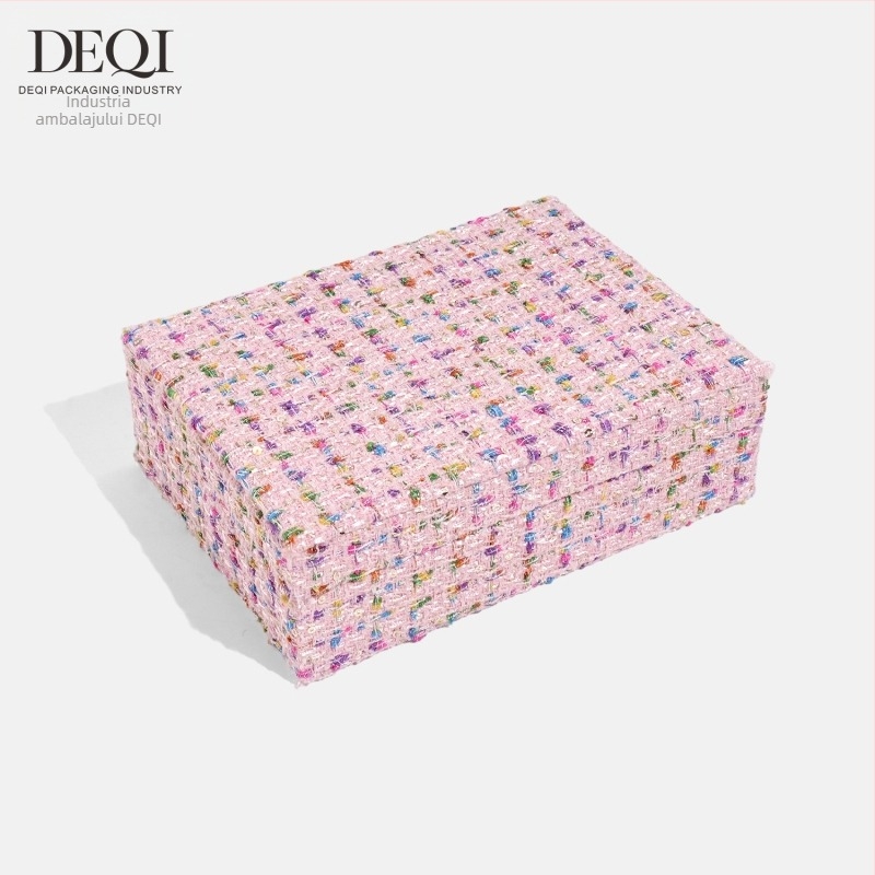 Cutie premium pentru bijuterii din pânză, pentru cercei, inele, coliere și brățări — Material: Pânză; Utilizare: ambalare bijuterii; Tip ambalaj: cutie; Nivel ambalaj: ambalaj de retail; Cod produs: 250429