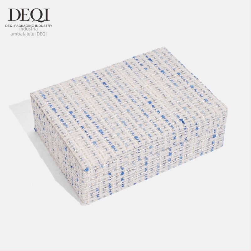 Cutie premium pentru bijuterii din pânză, pentru cercei, inele, coliere și brățări — Material: Pânză; Utilizare: ambalare bijuterii; Tip ambalaj: cutie; Nivel ambalaj: ambalaj de retail; Cod produs: 250429