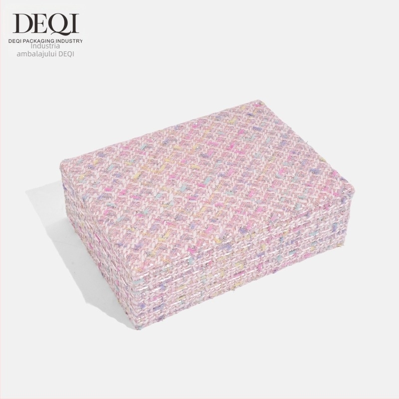 Cutie premium pentru bijuterii din pânză, pentru cercei, inele, coliere și brățări — Material: Pânză; Utilizare: ambalare bijuterii; Tip ambalaj: cutie; Nivel ambalaj: ambalaj de retail; Cod produs: 250429