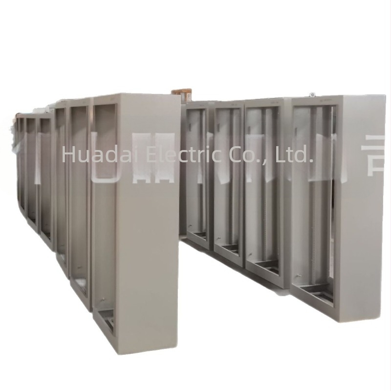 Cutie de control și distribuție pentru montaj pe suprafață, montată pe perete, IP30, oțel laminat la rece, 10–250 A