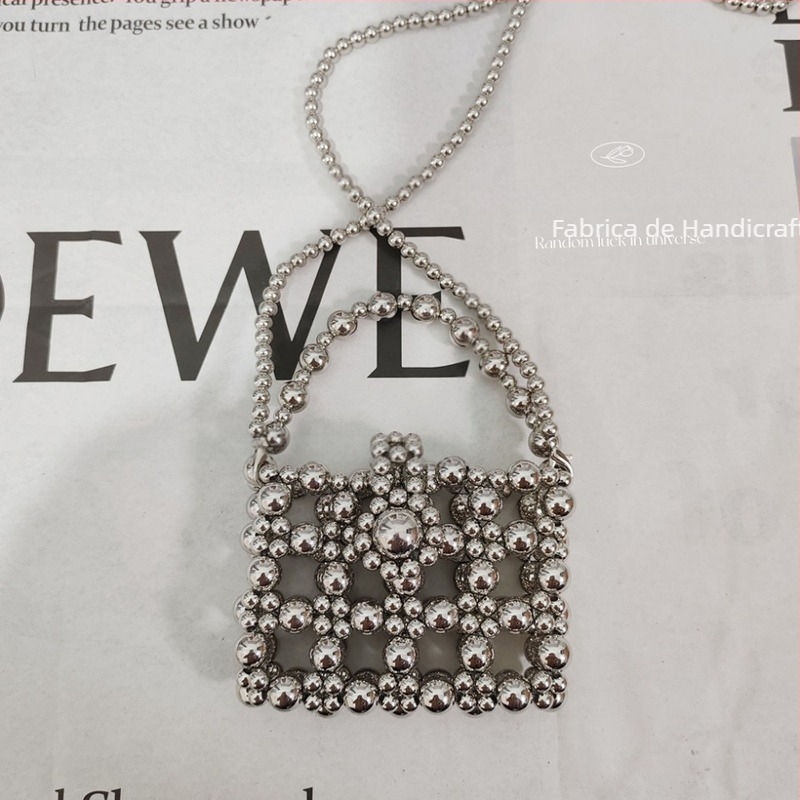 Geantă crossbody din mărgele cu perle artificiale, stil urban minimalist, formă pătrată orizontală, închidere cu capac, căptușeală poliester, două curele