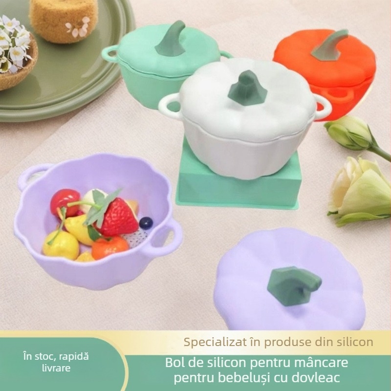 Famous Time set silicon pentru hrănire bebeluși cu bol cu ventuză și linguriță de antrenament, bol în formă de dovleac, 12 luni+