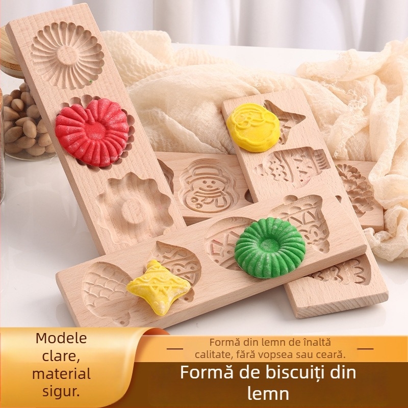 Formă pentru biscuiți și chifle – formă neregulată, lemn solid, model cu personaje de Crăciun