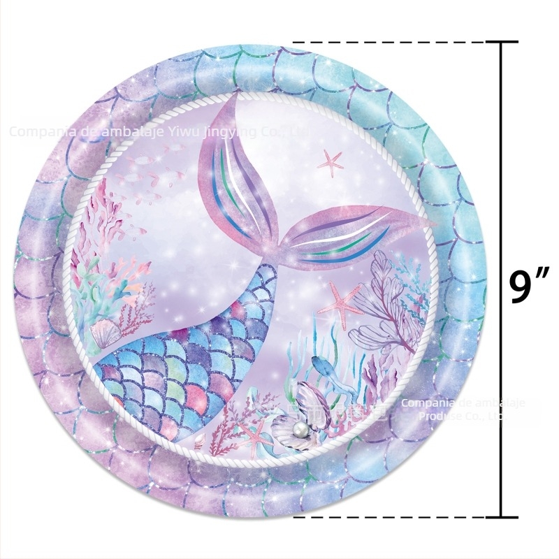 Set de veselă de unică folosință, cu temă sirenă, model cu solzi de pește — farfurii, pahare, șervete și față de masă; materiale: plastic și hârtie