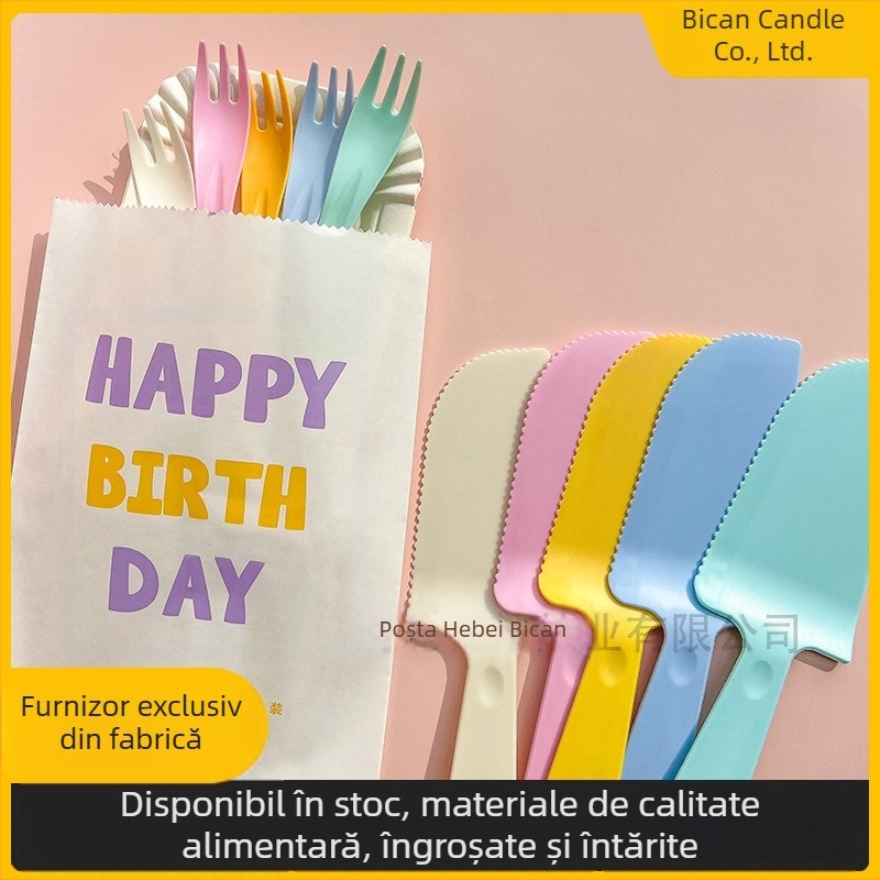 Set de tacâmuri și farfurie de unică folosință din plastic pentru tort – formă dreptunghiulară – posibilitatea imprimării siglei – 300 de seturi în cutie