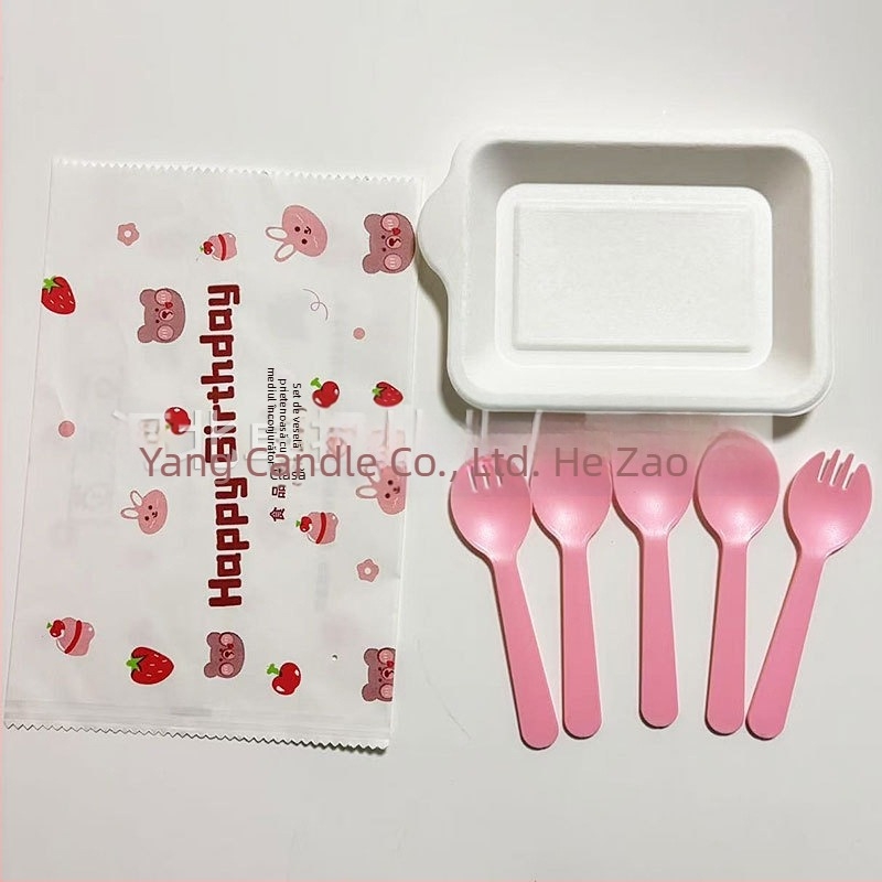 Set tacâmuri de tort de unică folosință — cuțit și furculiță și farfurie, din plastic, biodegradabil, dreptunghiular, logo imprimat, personalizabil