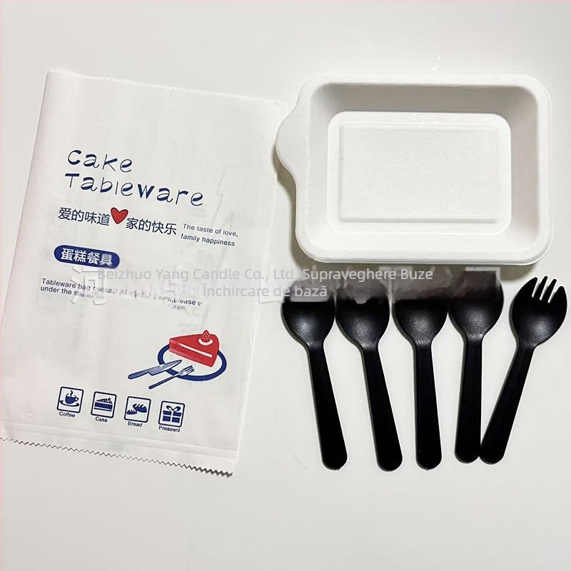 Set tacâmuri de tort de unică folosință — cuțit și furculiță și farfurie, din plastic, biodegradabil, dreptunghiular, logo imprimat, personalizabil