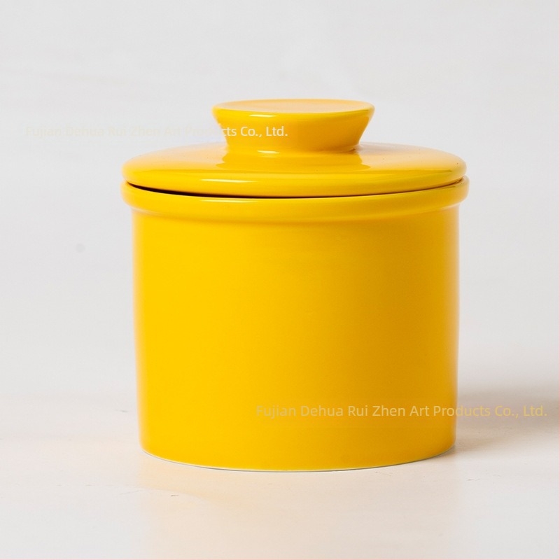 Cutie de unt ceramică cu capac, design modern minimalist, posibilitate de personalizare, calitate premium, brand RZ