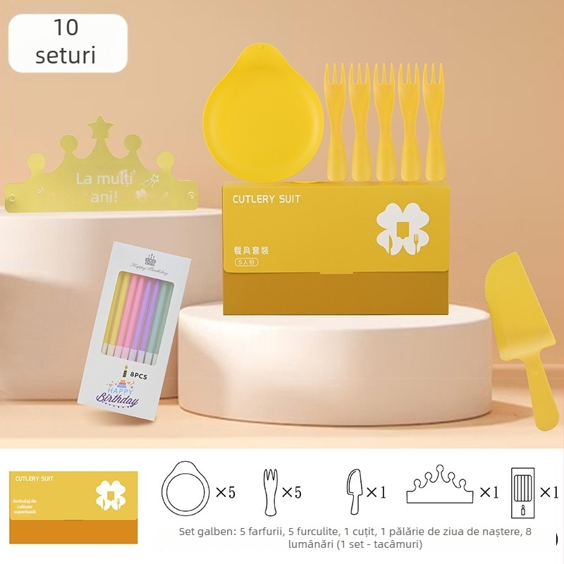 Set tacâmuri de unică folosință pentru tort de ziua ta: cuțit, furculiță, farfurie, lumânare în formă de picătură și pălărie; cinci în unu în cutie cadou; plastic alimentar; personalizabil