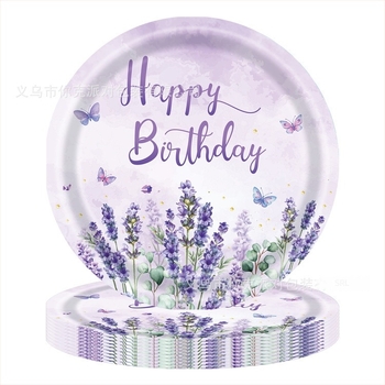 Set de veselă pentru petrecere, cu temă fluture – farfurii, pahare, șervețele, față de masă și ghirlandă; materiale: plastic și hârtie.