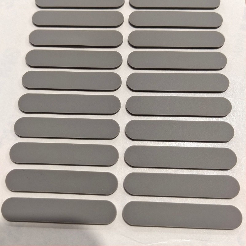 Padă din silicon antiderapantă pentru electronice – rezistentă la uzură și la presiune, cu absorbție a șocurilor; potrivită pentru electrocasnice, echipamente audio, calculatoare și imprimante