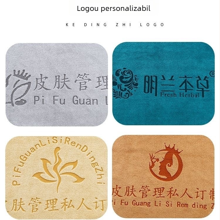 Prosop de curățare din microfibră cu logo personalizabil pentru baie de picioare și fizioterapie; broderie și cusături; 70 g/m²; absorbție 0–5 s; prosop cosmetic/funcțional