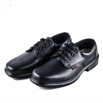 Pantofi izolați pentru muncă electrică, din piele, cu partea superioară joasă, potriviți pentru tensiuni sub 1000 V