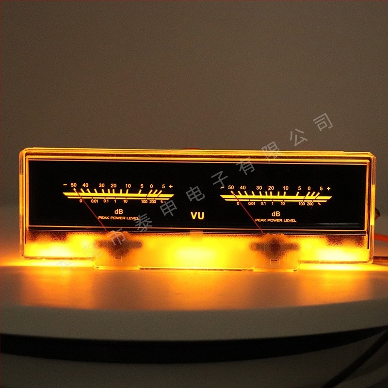 TS VU măsurător de nivel P-78WTC-BGB-S0624 pentru amplificatoare și echipamente audio, precizie înaltă cu afișaj iluminat