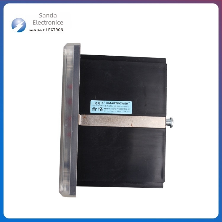 Ampermetru digital trifazat și măsurător de energie, montat pe panou, curent 0–9999 A, intrare 400 V, ieșire 220 V, temperatură ambientală 0–99°C, model SD994AV-9K4