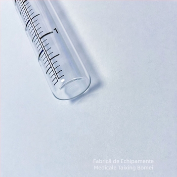 Pluviometru din sticlă cu gură plată și scară imprimabilă pentru măsurare în aer liber