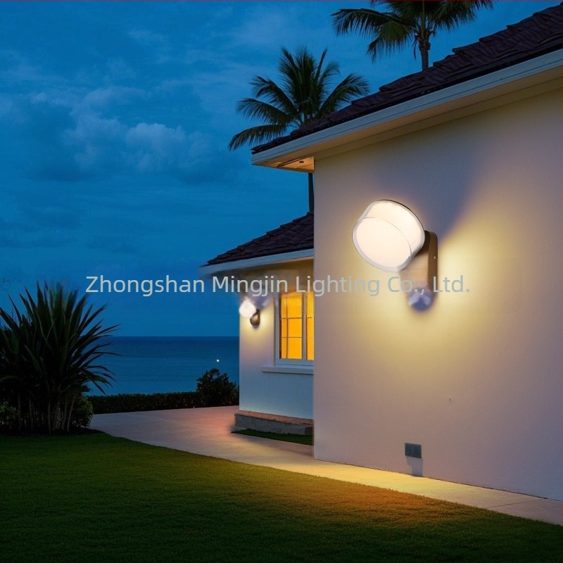 Lampa de perete LED exterior impermeabilă cu senzor, corp din aluminiu (220V, 120 lm, 3000K, 60°, IP54)