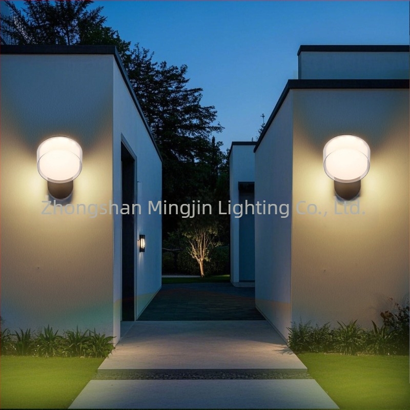 Lampa de perete LED exterior impermeabilă cu senzor, corp din aluminiu (220V, 120 lm, 3000K, 60°, IP54)