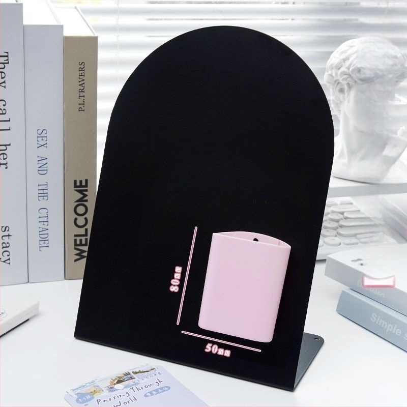 Tablă de notițe arc magnetic pentru birou – fier, stil simplu și modern, altă confecție; cadou de absolvire pentru colegi, prieteni sau colegi de clasă.