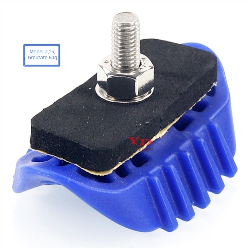 Clip antiderapant pentru anvelopă, destinat motocicletei off-road cu cameră internă