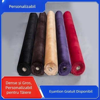 Covoraș de podea pentru mașină cu suprafață asemănătoare lânii și model înstelat, cusături de 360°, construcție din două straturi, compatibil universal (material: lână artificială; model: cer înstelat; cusături: 360°; straturi: 2)