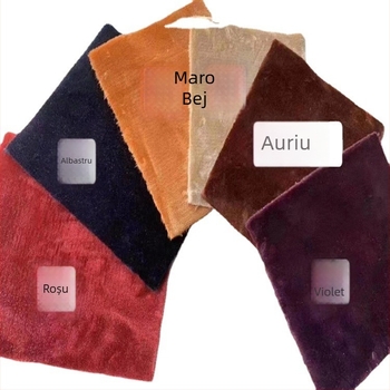 Covoraș de podea pentru mașină cu suprafață asemănătoare lânii și model înstelat, cusături de 360°, construcție din două straturi, compatibil universal (material: lână artificială; model: cer înstelat; cusături: 360°; straturi: 2)