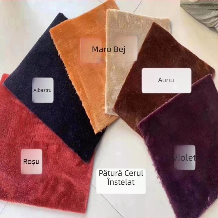 Covoraș de podea pentru mașină cu suprafață asemănătoare lânii și model înstelat, cusături de 360°, construcție din două straturi, compatibil universal (material: lână artificială; model: cer înstelat; cusături: 360°; straturi: 2)