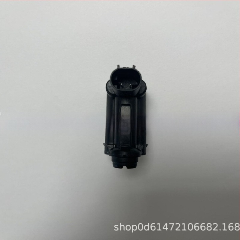 Motor pentru încuietoarea capacului rezervorului pentru BMW, Land Rover și altele — Rezervor din plastic, Înălțime 65, Accesoriu nr. 13435515