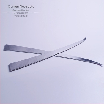 Piesă decorativă pentru sprânjena farului frontal Fengfan 2015 | Material: ABS | Finisaj electroplatat | Compatibil cu Fengfan 2015 | Personalizabil