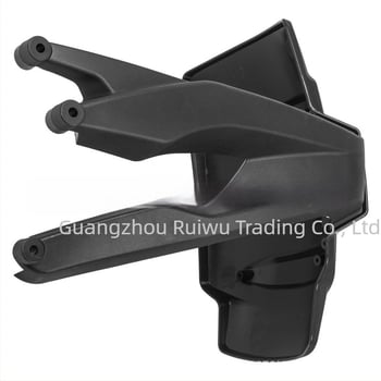Protecție de noroi spate pentru BMW R1200GS / R1250GS Adv (2012–2024), ABS plastic; compatibilă cu modelele BMW; prelucrare și personalizare disponibile.
