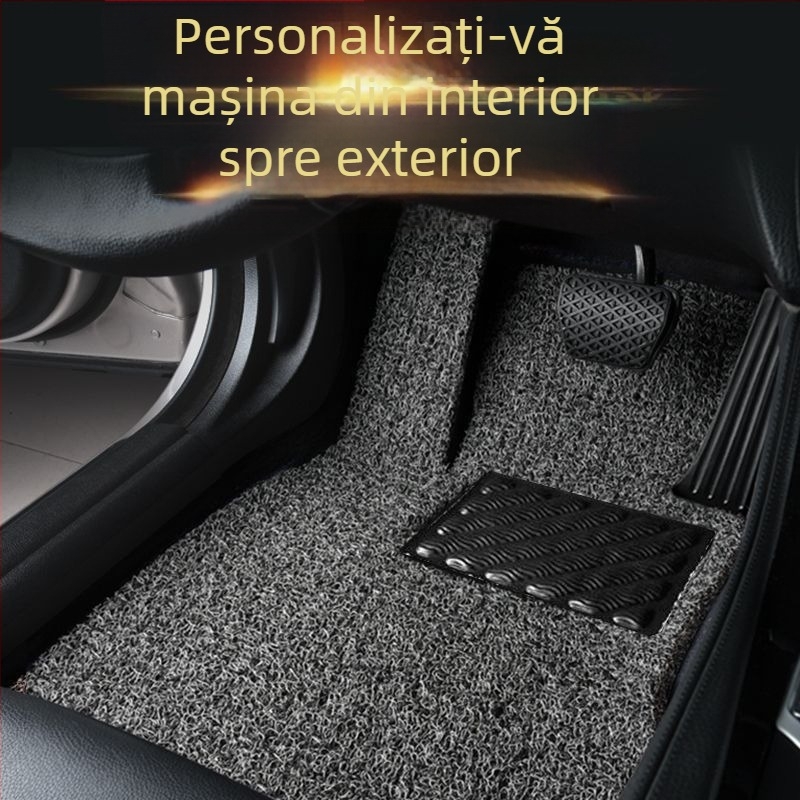 Covoraș de podea din cauciuc, tip covor, pentru autoturism cu cinci locuri; rezistent la uzură; impermeabil.