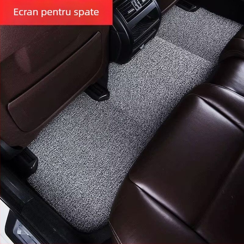 Covoraș de podea din cauciuc, tip covor, pentru autoturism cu cinci locuri; rezistent la uzură; impermeabil.