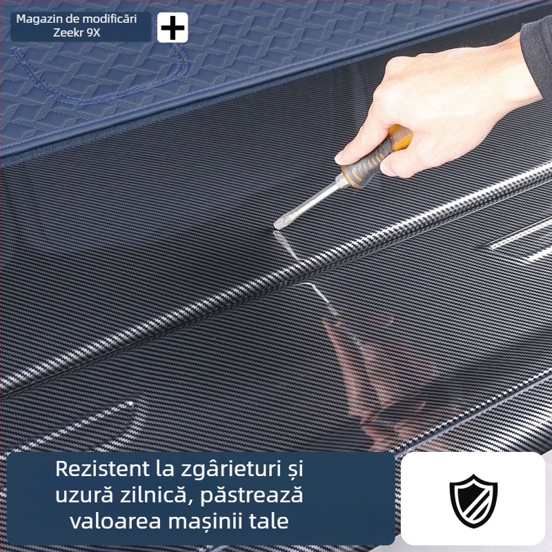 Bandă de protecție pentru portbagaj din plastic cu textură fibră de carbon pentru Zeekr 9X (25 modele); personalizabilă
