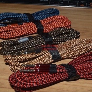 Cablu audio împletit cu Velcro, învelitoare din nailon, conectori 3,5 mm bărbați la 3,5 mm bărbați, nucleu CCA, conductor din aliaj, BV certificat